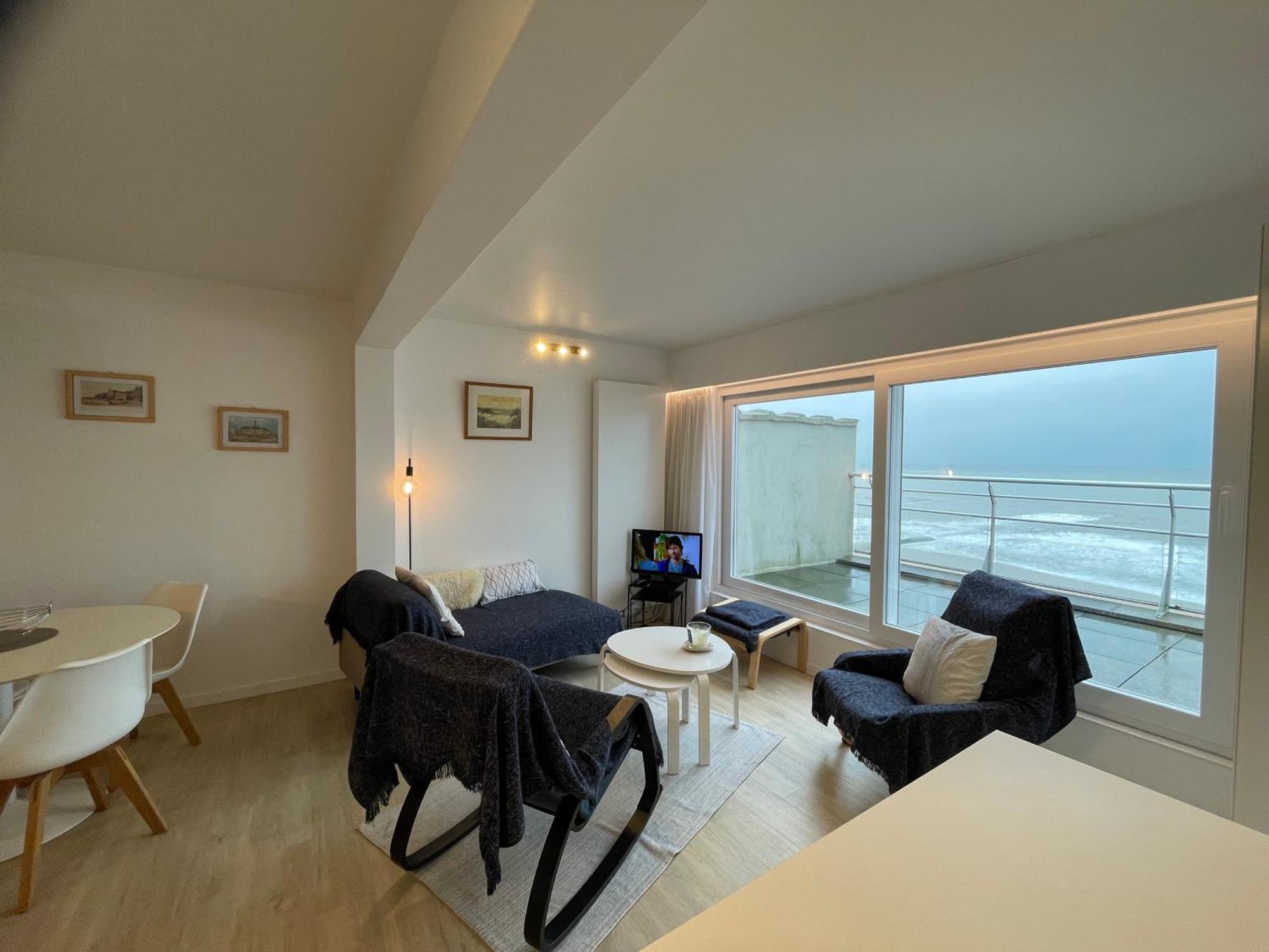 Appartamento Penthouse On The Belgian Coast With Sea & Landscape Views Wenduine Esterno foto
