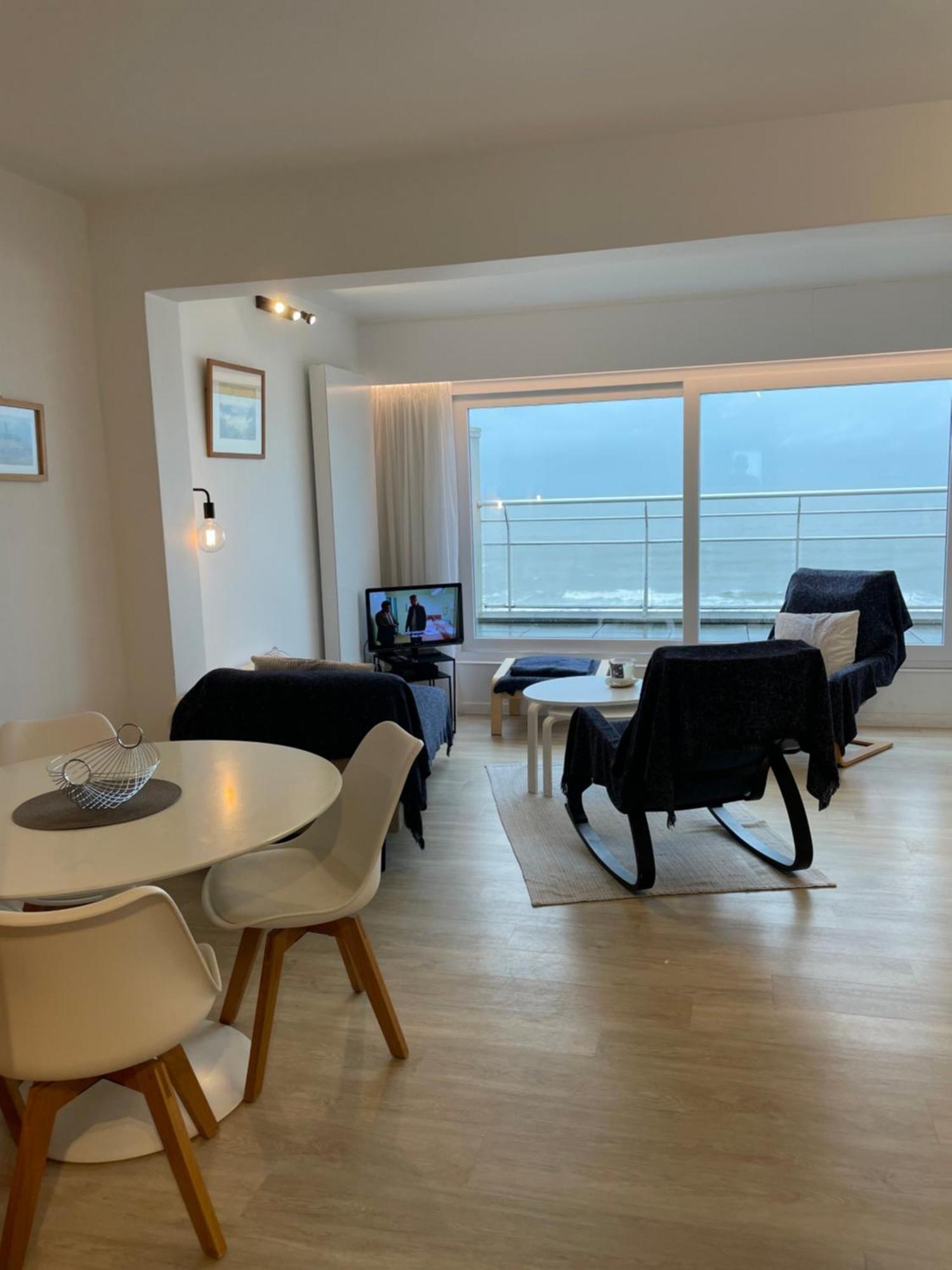 Appartamento Penthouse On The Belgian Coast With Sea & Landscape Views Wenduine Esterno foto